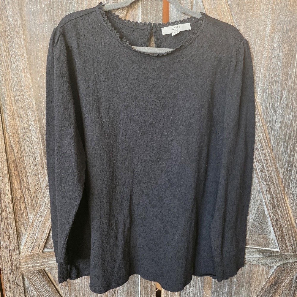 Loft Shirt Women's Size 20/22 Black Long Sleeve Lace Look Lightweight Sheer Plus